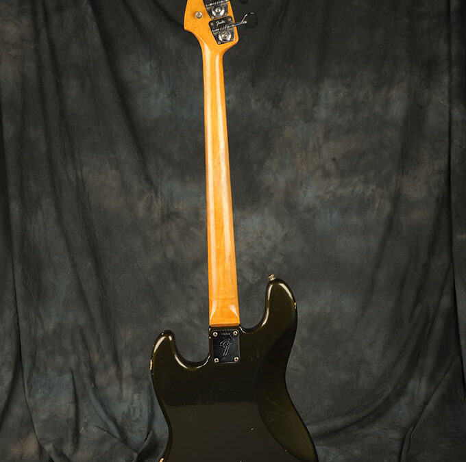 Fender Bass 1965 October (2)