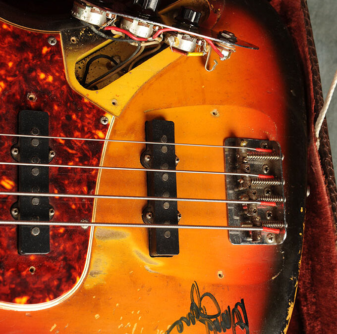 Fender Bass 1965 October Sunburst (15)
