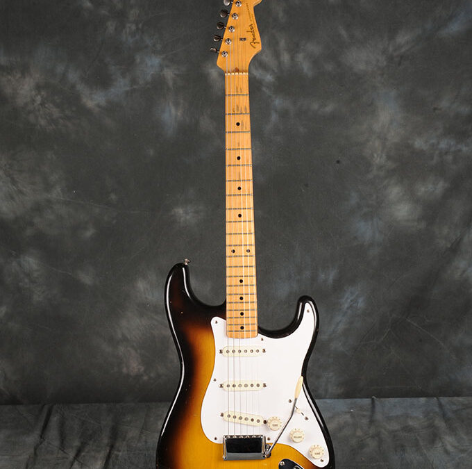 Fender-Stratocaster-1957-sunburst (2)