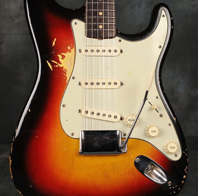 Fender Stratocaster 1963 Sunburst 3 (2)