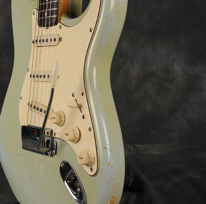 Fender Stratocaster 1965 Sonic Blue (5)
