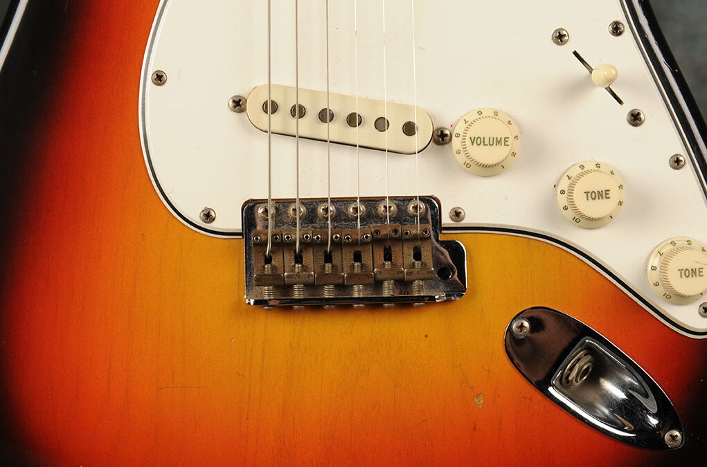 Fender Stratocaster 1966 Sunburst 1 (10)