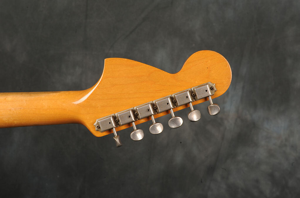 Fender Stratocaster 1966 Sunburst 1 (8)
