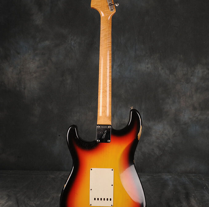 Fender Stratocaster 1966 Sunburst 2 (3)