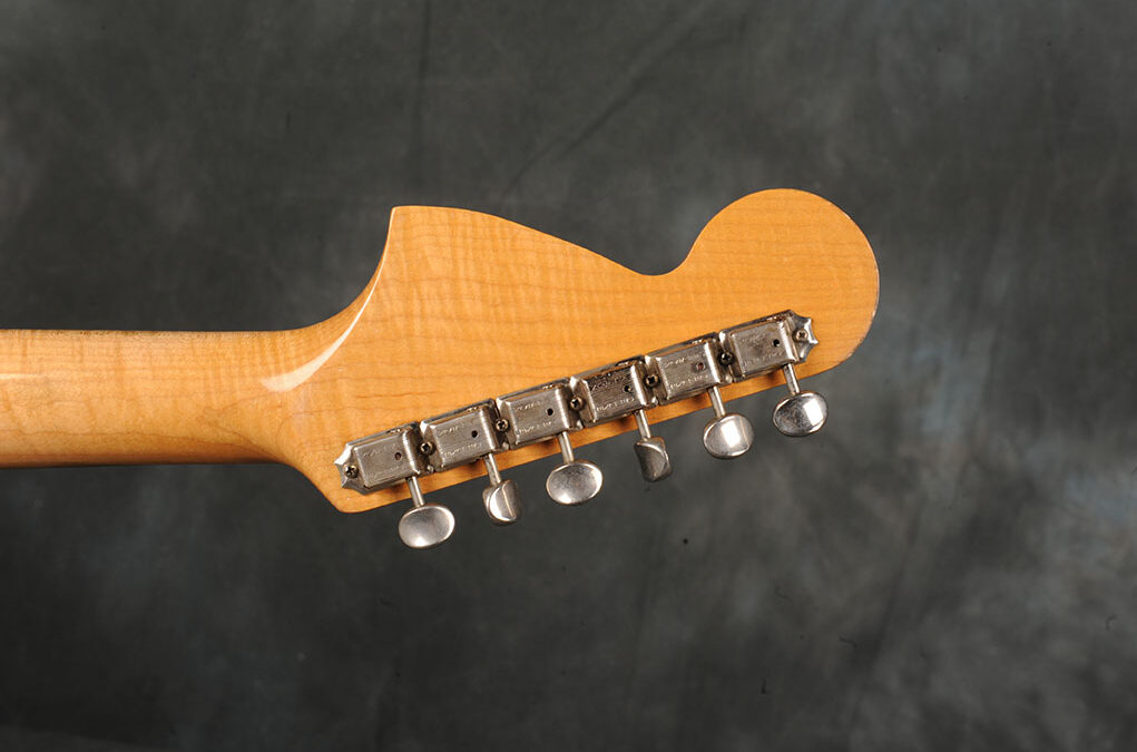 Fender Stratocaster 1966 Sunburst 2 (8)