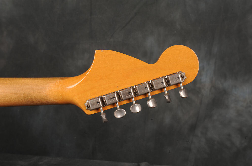 Fender Stratocaster 1966 Sunburst 4 (9)