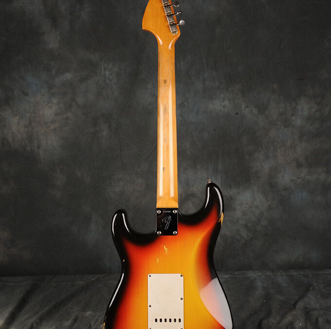 Fender Stratocaster 1966 Sunburst 7 (3)