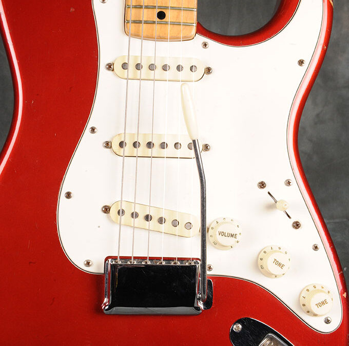 Fender Stratocaster 1972 CaR (2)