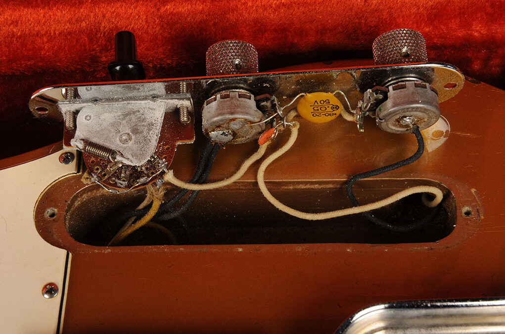 Fender Telecaster 1968 Finemist Gold (10)