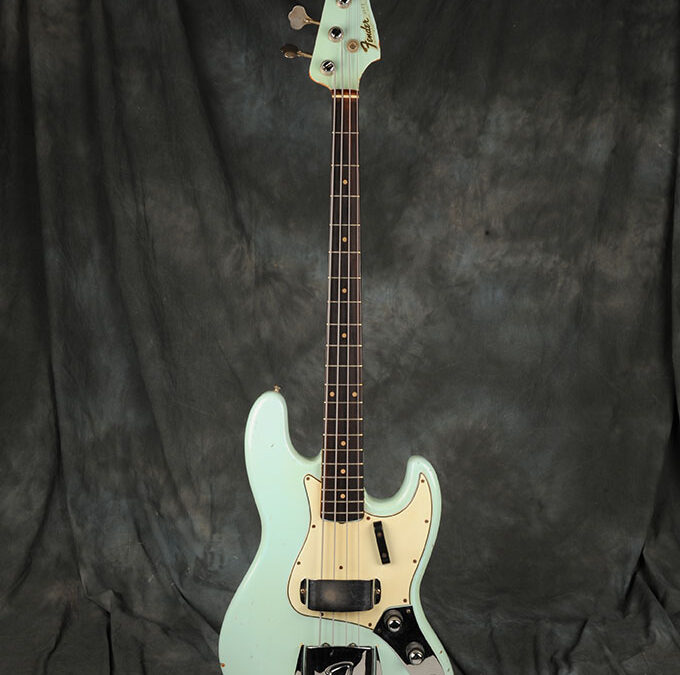 Fender bass 1961-7 (1)
